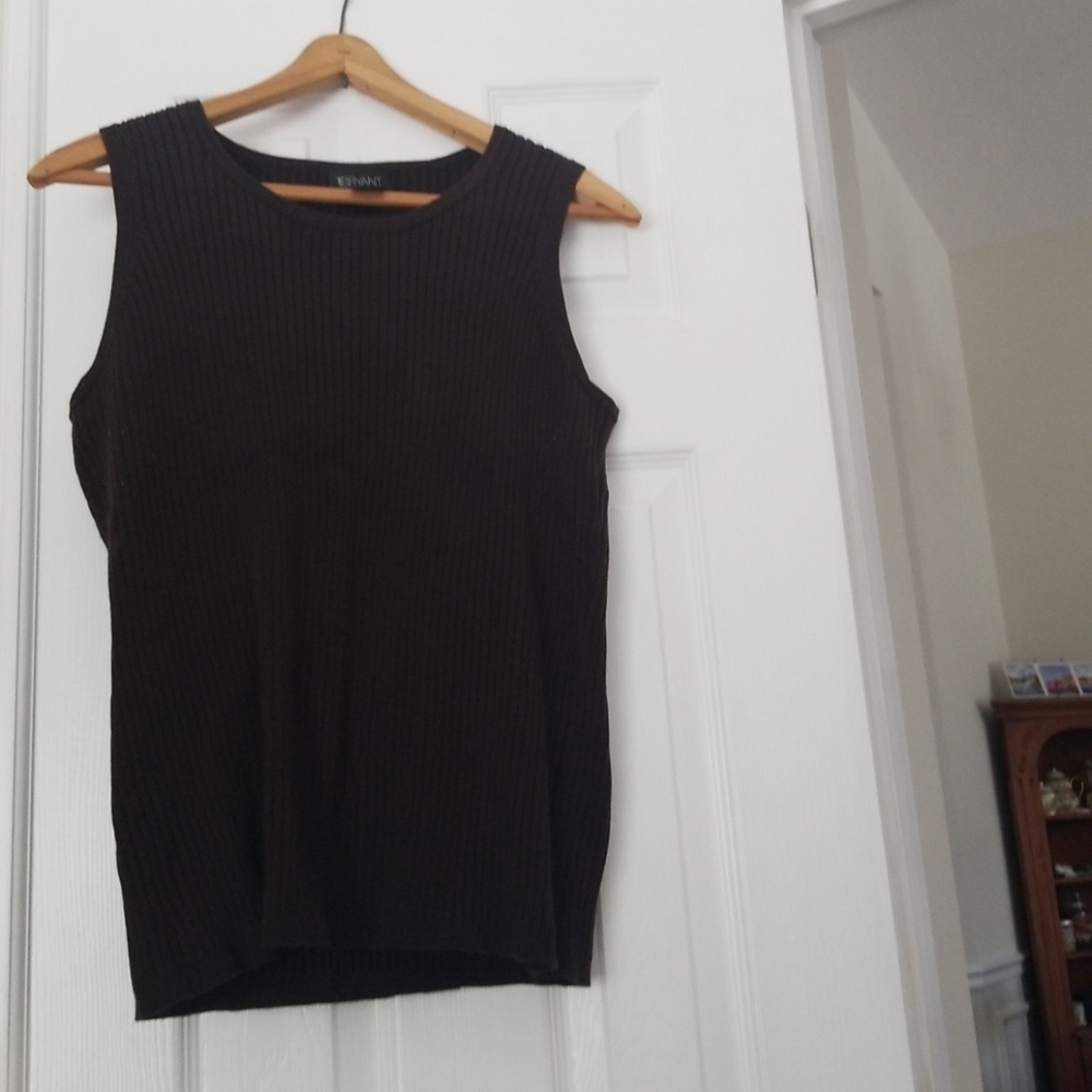 Brown sweater tank